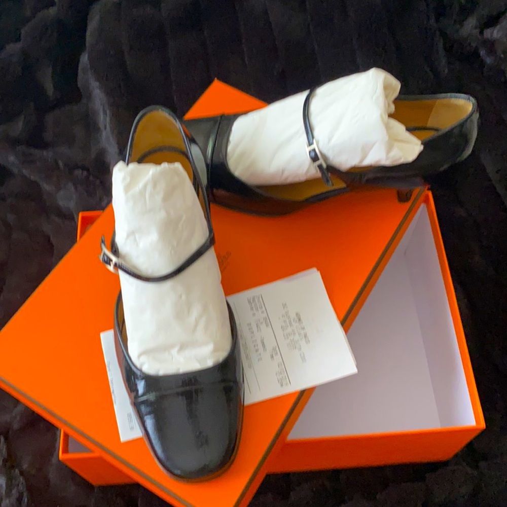 Hermès calfskin leather shopping shoe